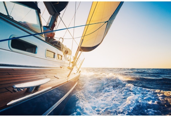 Exploratory sailing on yacht in the Kuršių lagoon (2 persons)