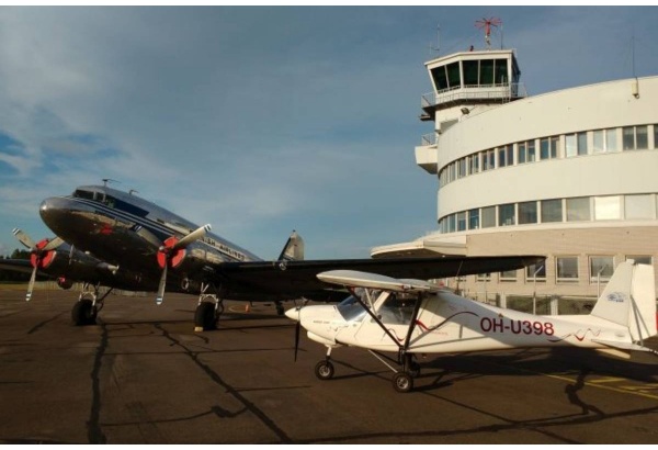 Experience the thrill of flying in an ultralight aircraft!